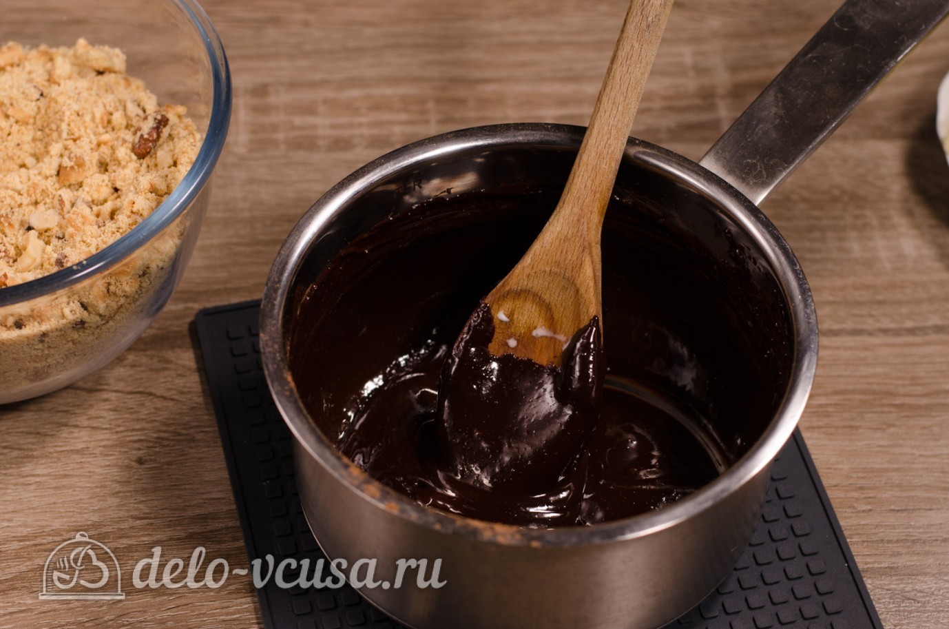 Шаг 7 приготовления Сладкая колбаска из печенья