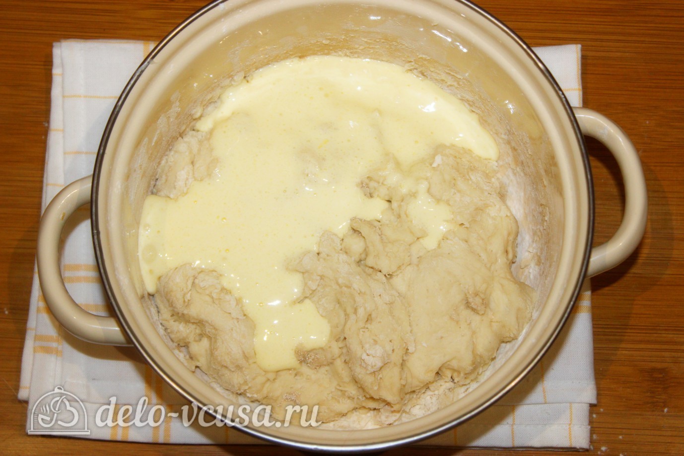 Шаг 5 приготовления Кулич на сметане