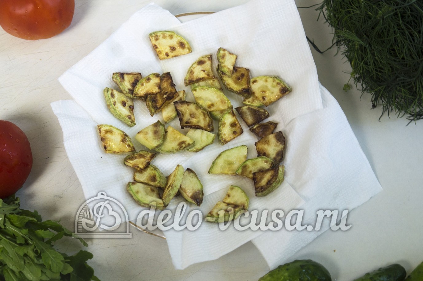 Шаг 2 приготовления Салат с жареными кабачками