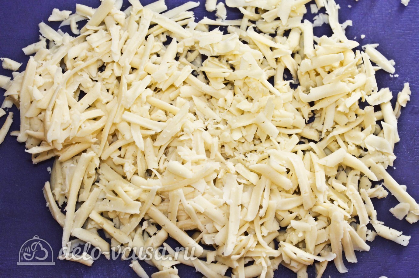 Шаг 6 приготовления Пицца с вареной колбасой и сыром