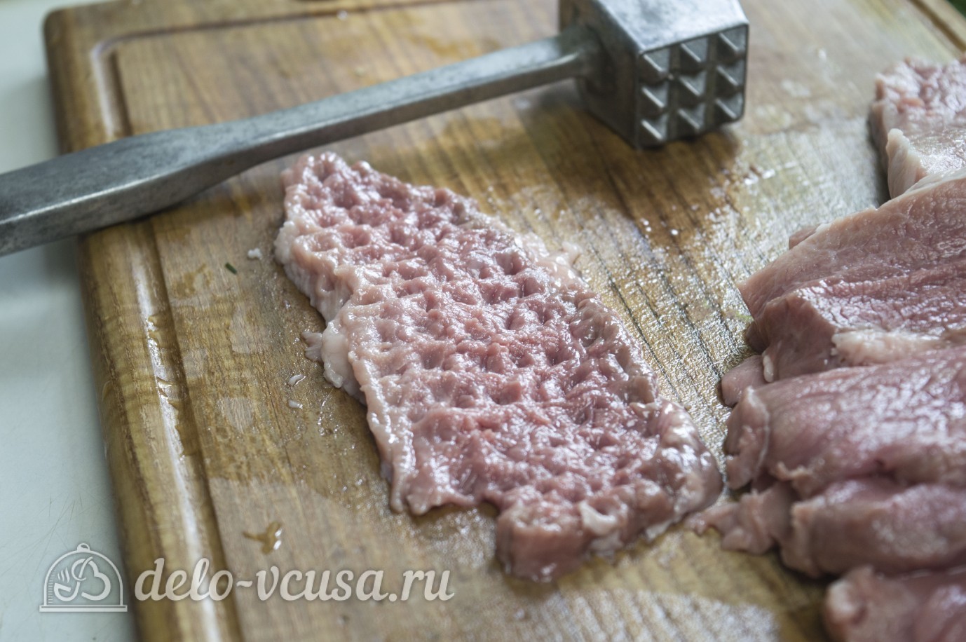 Шаг 1 приготовления Мясо по-французски с картофелем