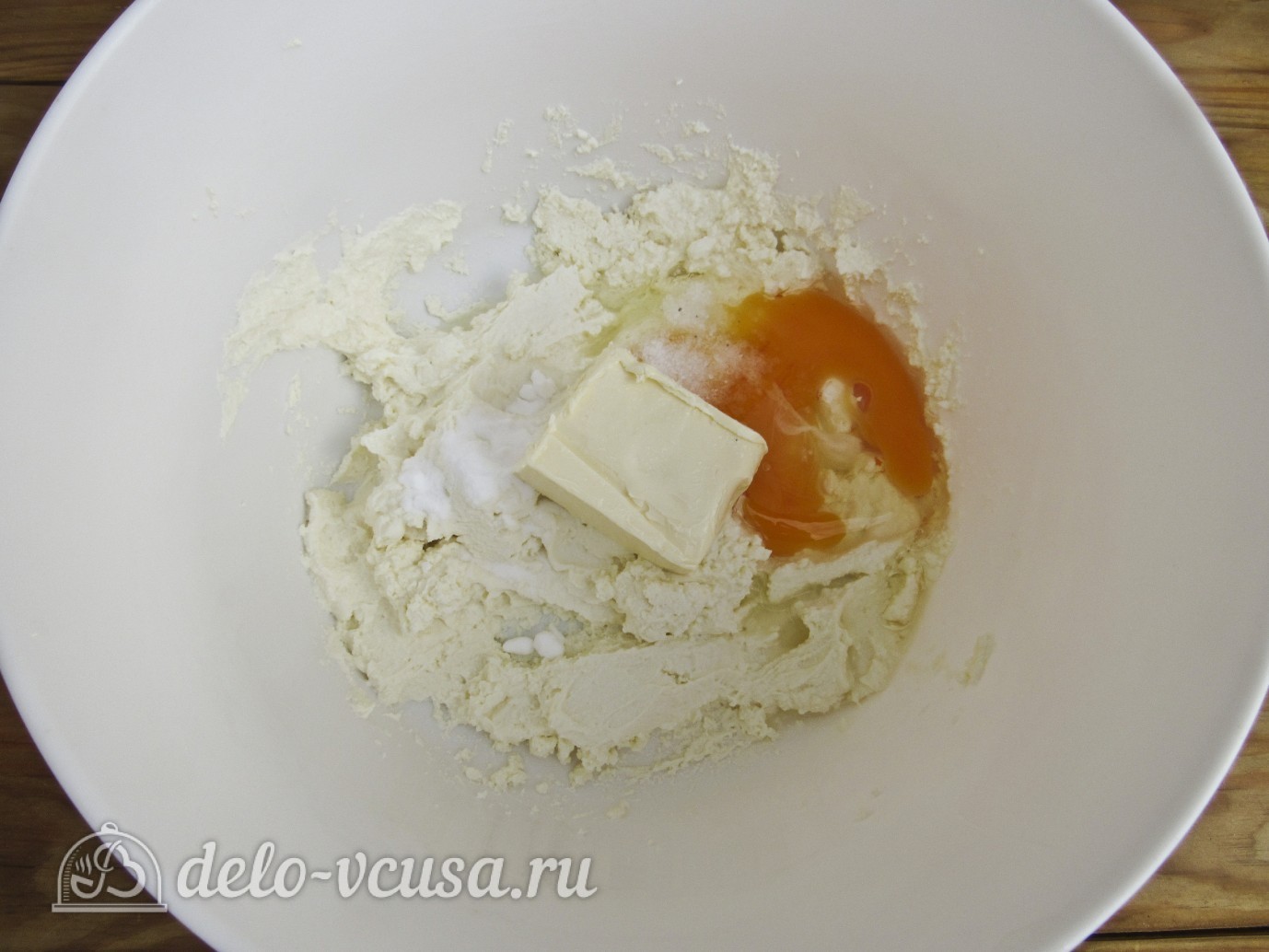 Шаг 4 приготовления Плавленый сыр с ветчиной