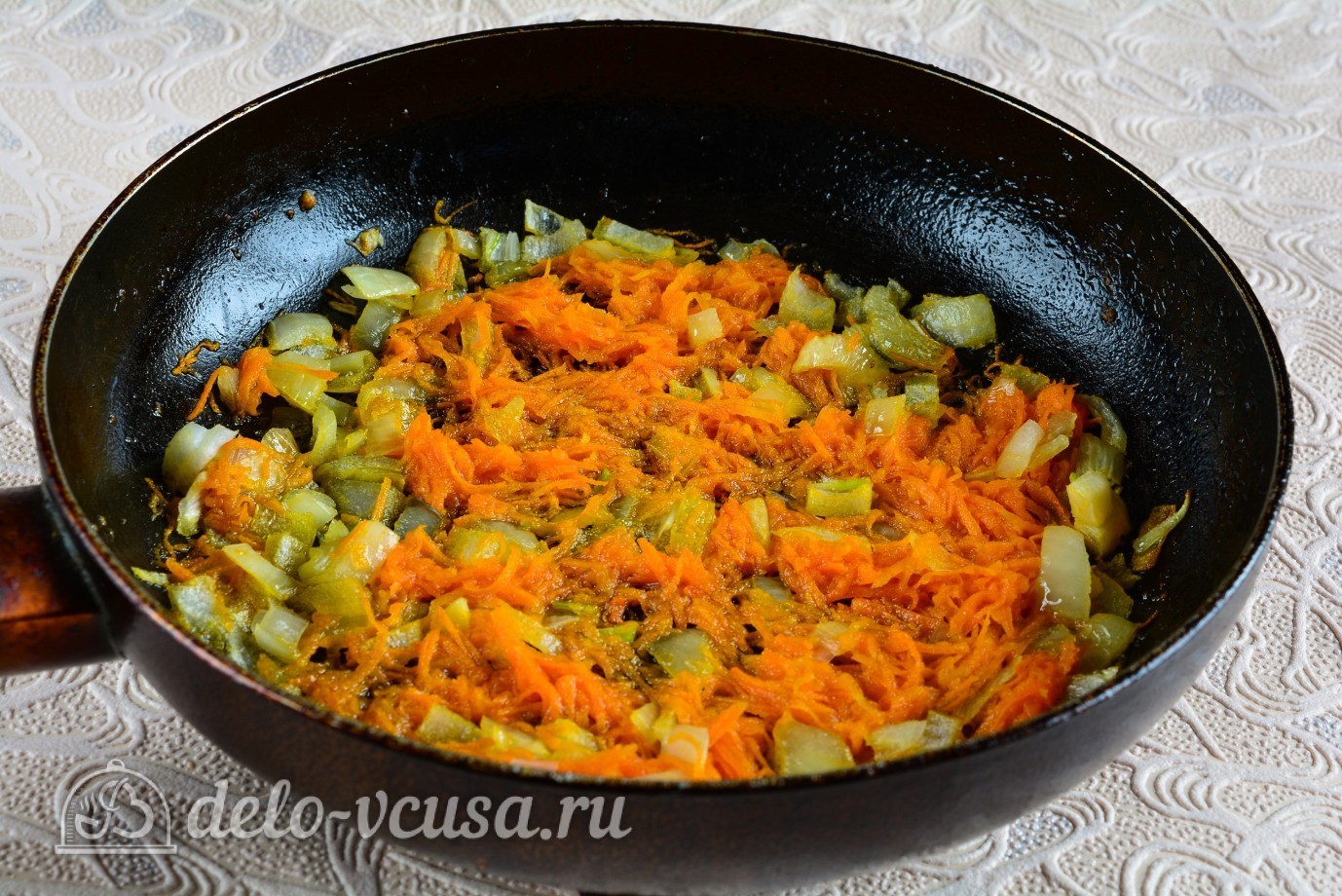 Шаг 5 приготовления Куриный суп с вермишелью и картошкой