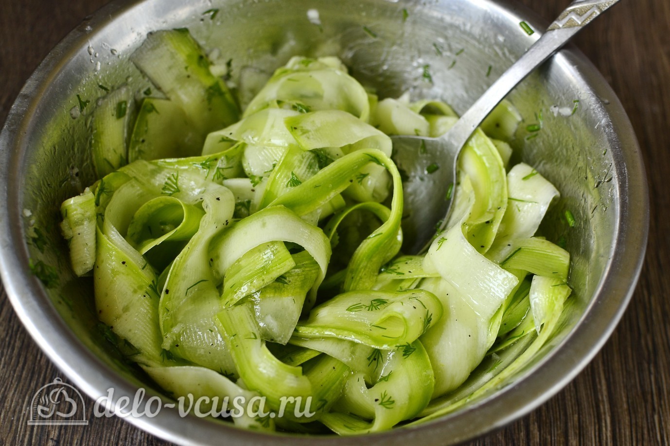 Шаг 4 приготовления Маринованные кабачки с зеленью