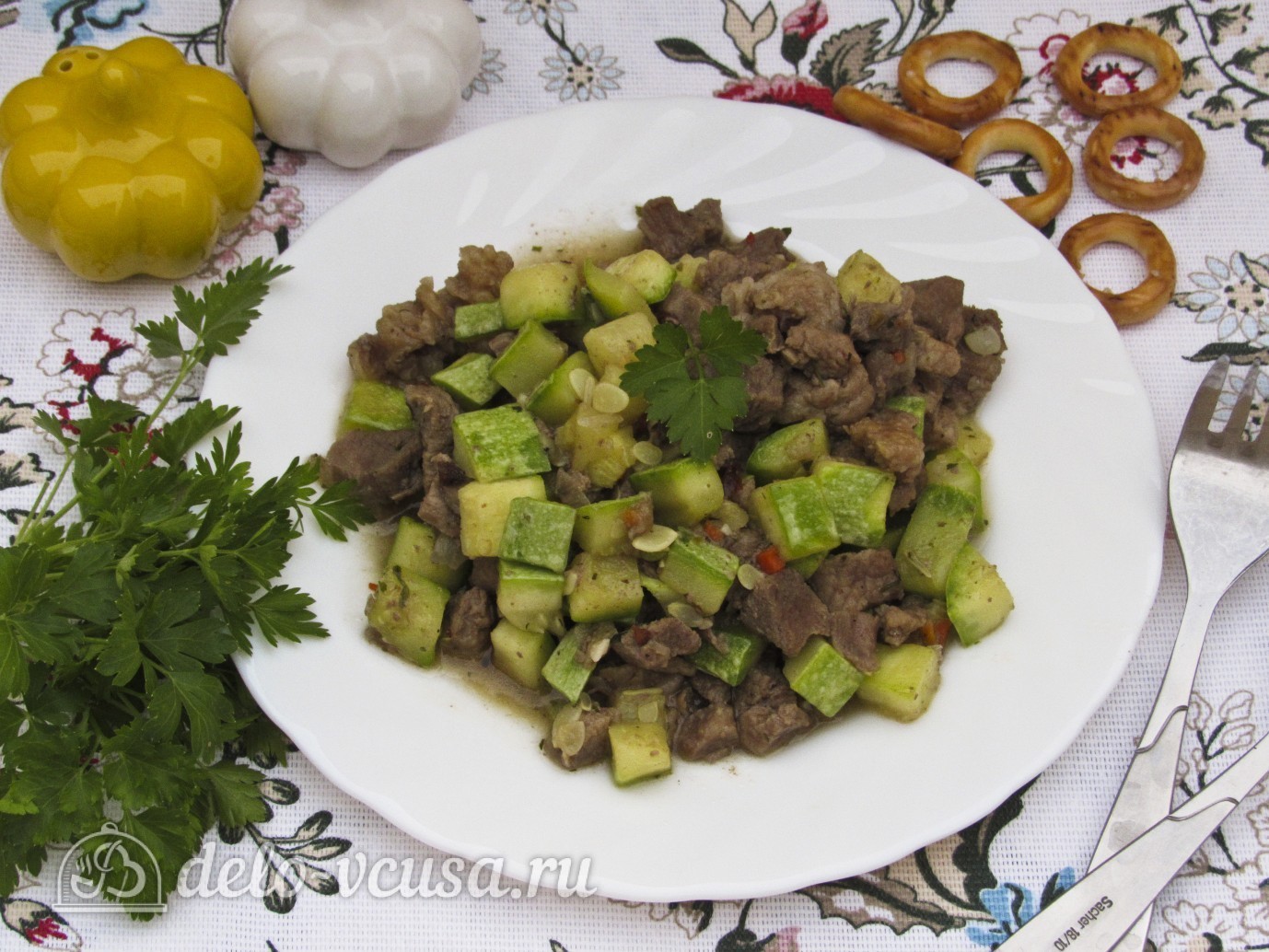 Шаг 9 приготовления Жареное мясо с кабачками