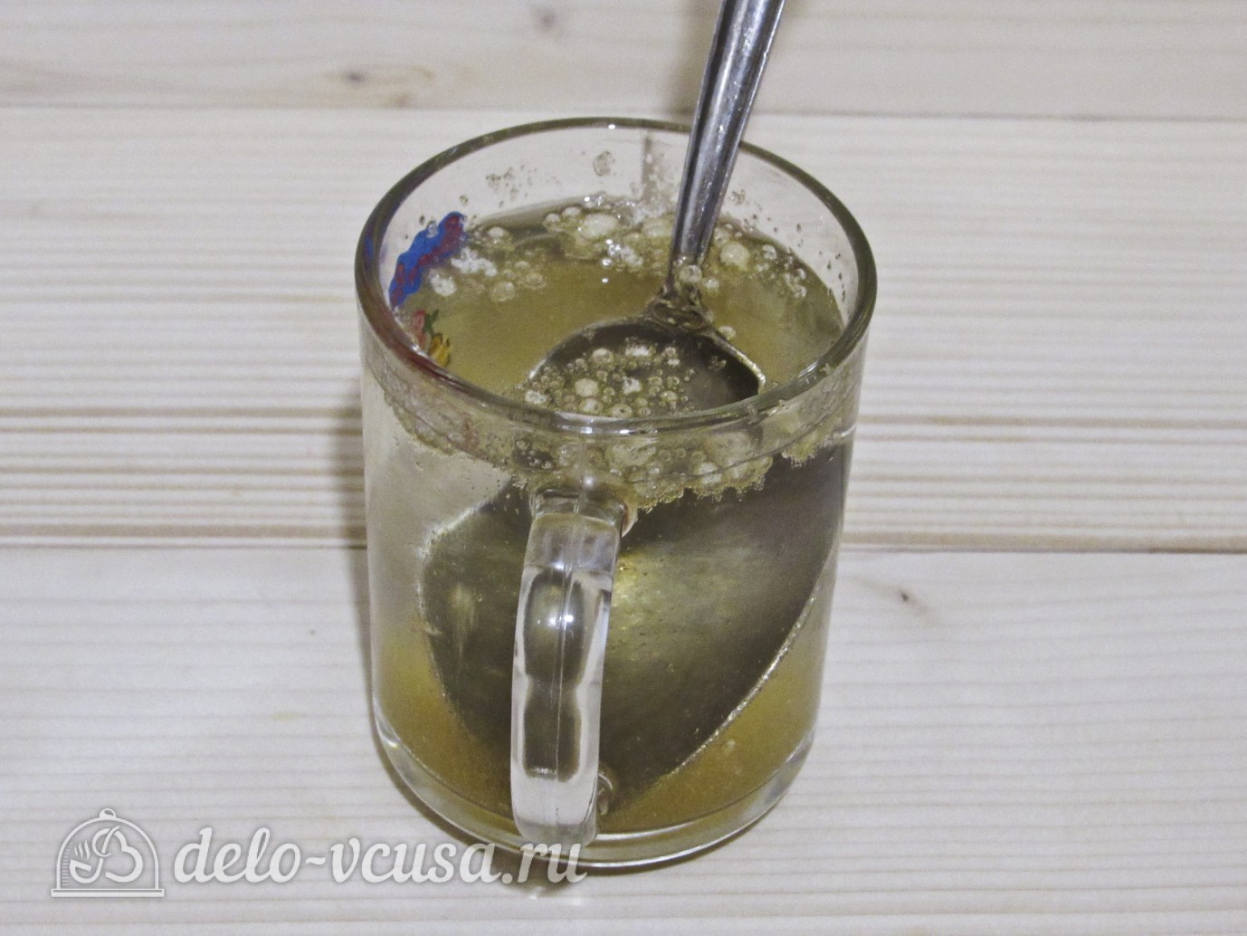 Шаг 4 приготовления Торт из печенья с творогом и клубникой