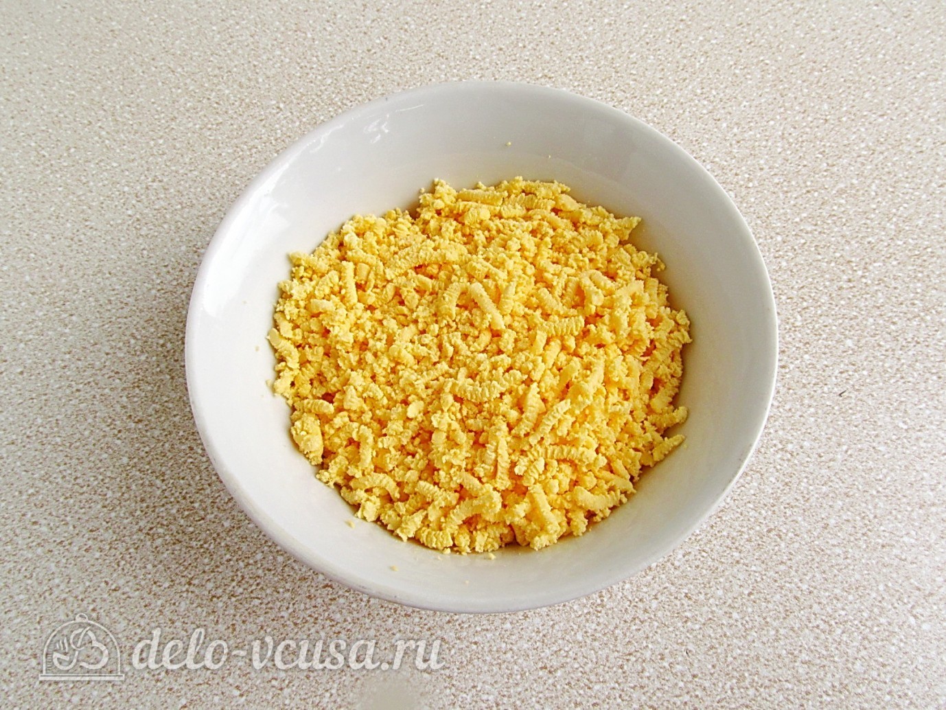 Шаг 2 приготовления Яйца, фаршированные шпротами