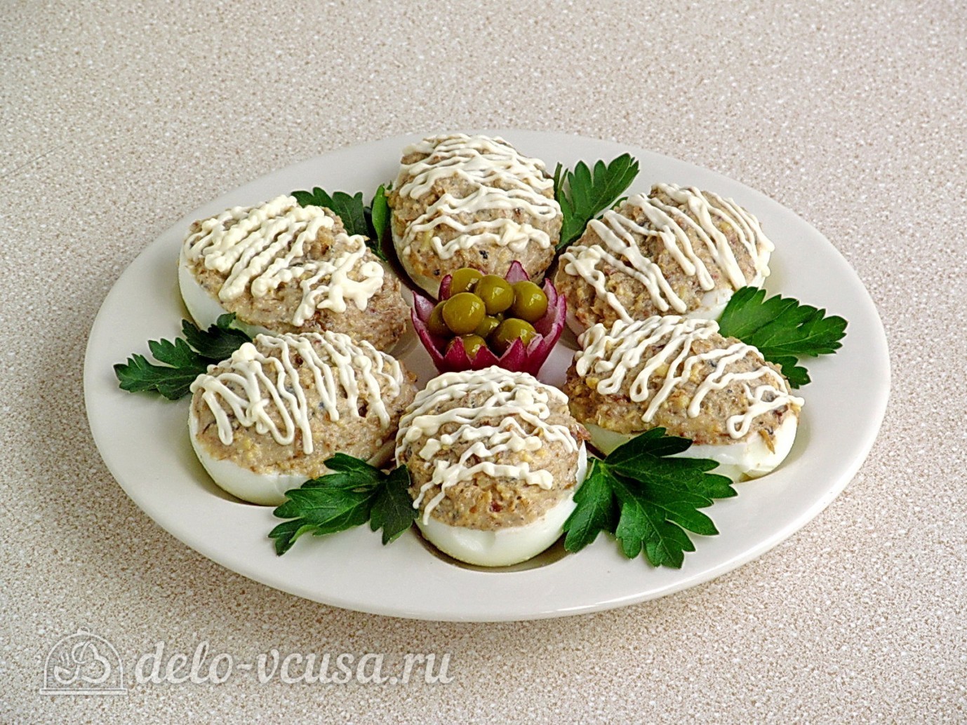 Шаг 7 приготовления Яйца, фаршированные шпротами