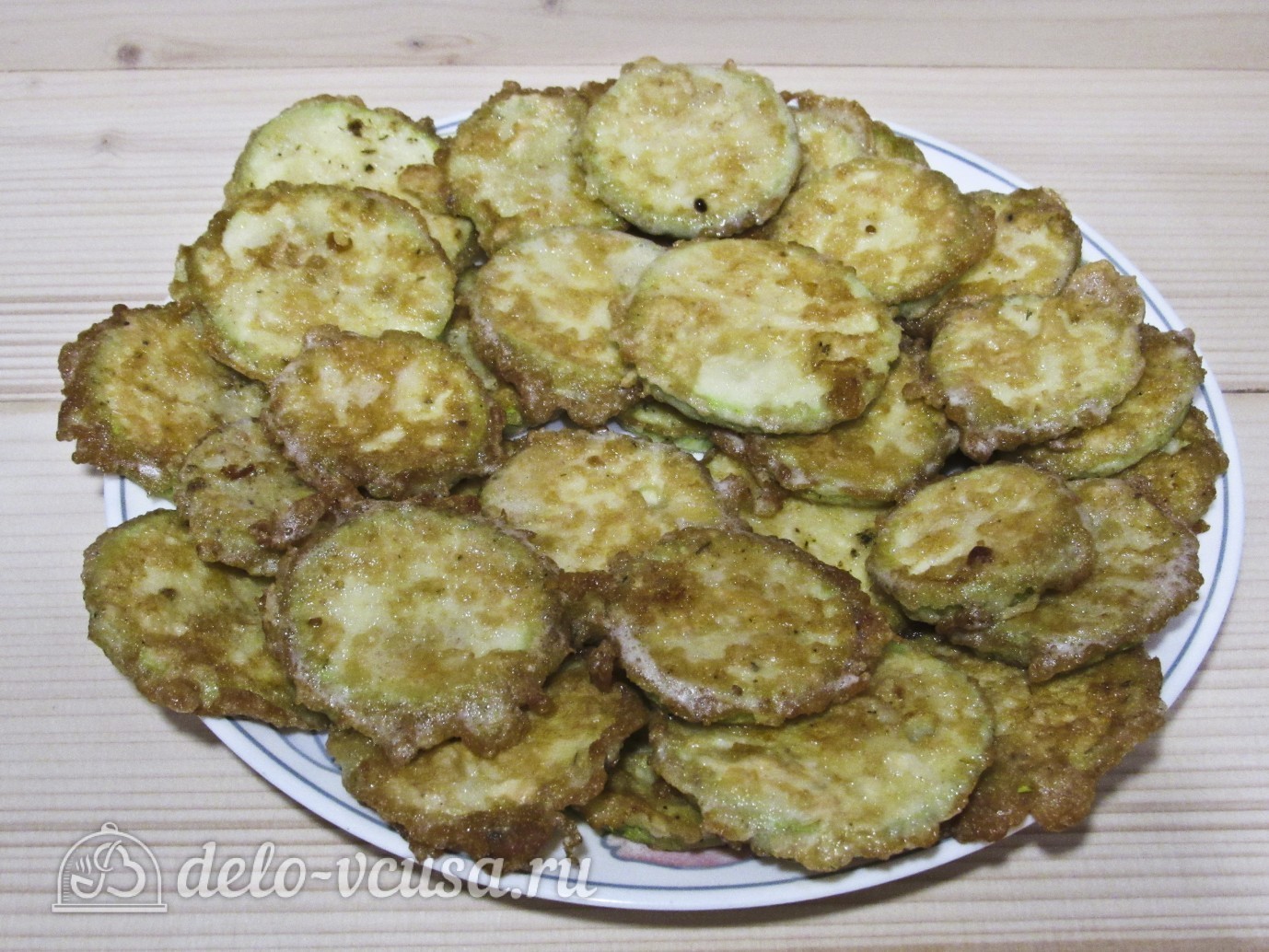 Шаг 9 приготовления Закуска из жареных кабачков с помидором