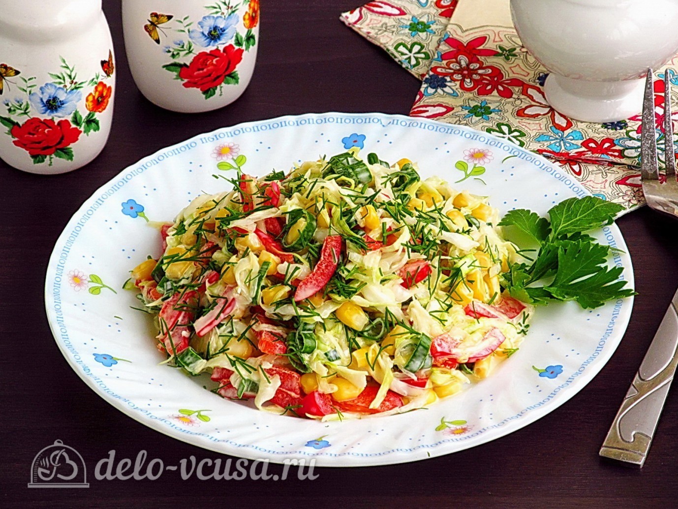 Обложка рецепта Салат из капусты, перца и кукурузы