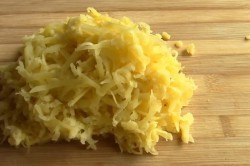 Шаг 9 приготовления Салат Снежный сугроб