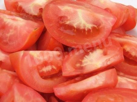 Шаг 3 приготовления Салат с курицей яйцом и помидором