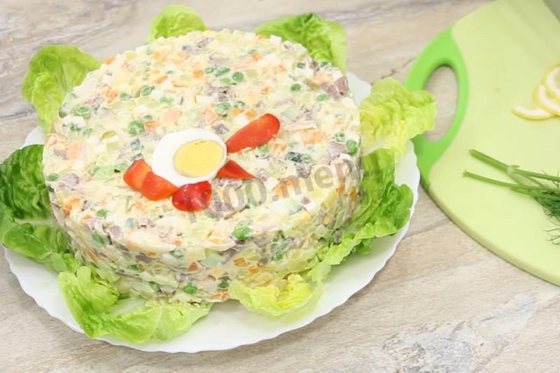 Шаг 19 приготовления Салат Царский Петух