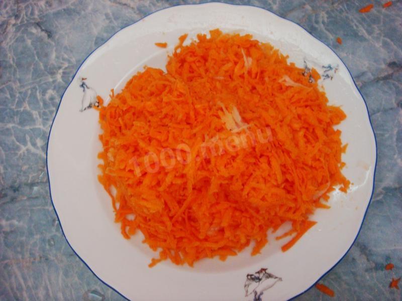 Шаг 4 приготовления Салат из дайкона с майонезом и яйцом
