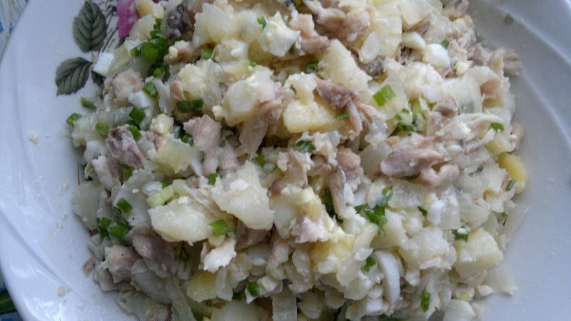 Обложка рецепта Салат из щучьих голов с картошкой
