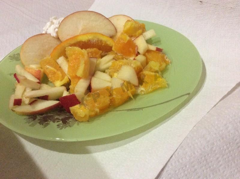 Шаг 6 приготовления Фруктовый салат Apple