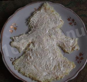 Шаг 1 приготовления Салат Снегурочка