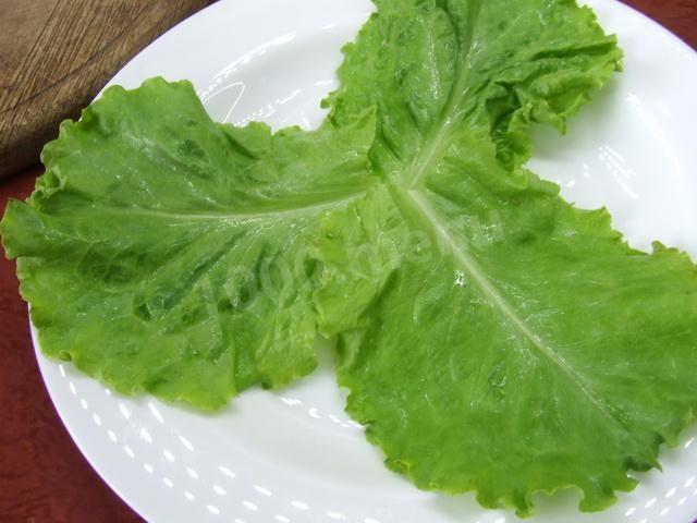 Шаг 3 приготовления Весенний салат с курицей без майонеза
