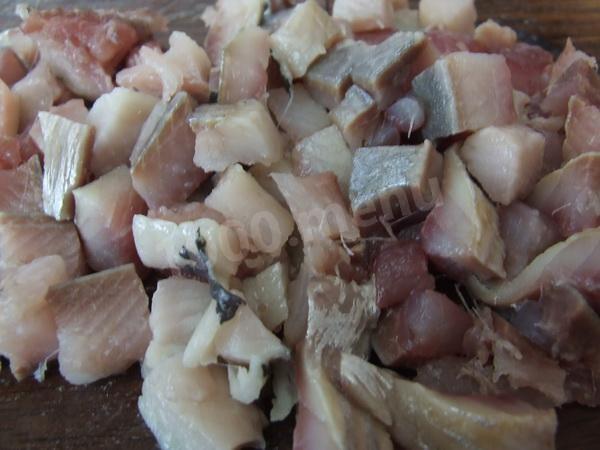 Шаг 3 приготовления Салат с фасолью и селедочкой