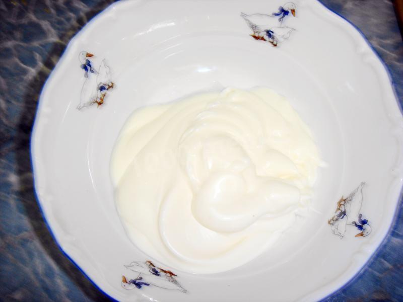 Шаг 10 приготовления Салат из курицы с консервированным ананасом