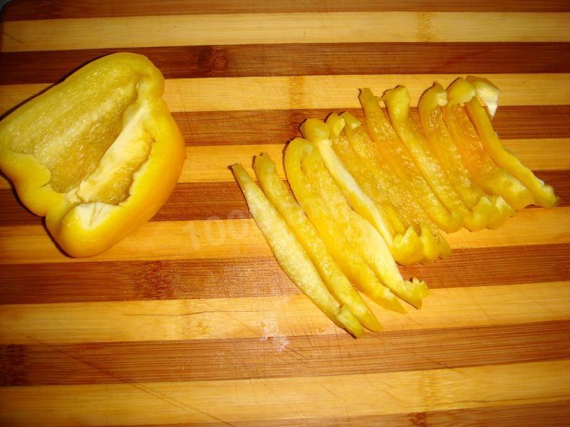 Шаг 4 приготовления Теплый салат с куриной печенью и помидорами