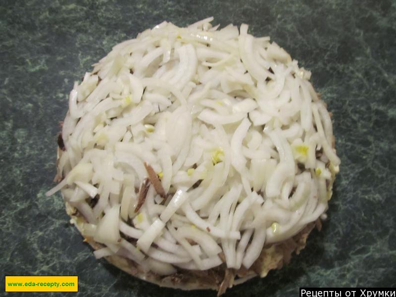 Шаг 4 приготовления Слоеный салат с куриной печенью и морковью