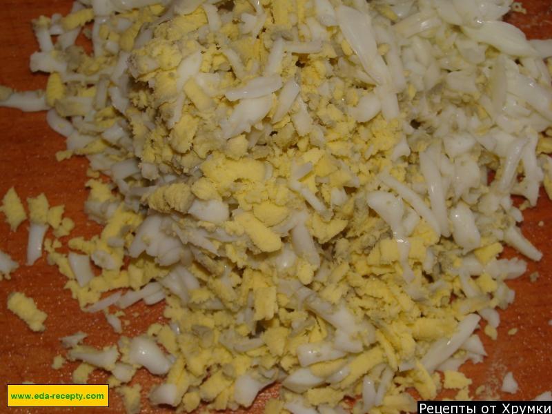 Шаг 3 приготовления Салат Тиффани с виноградом орехами и курицей