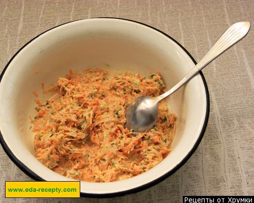 Шаг 5 приготовления Салат из сырой тыквы с огурцами и морковью на скорую руку