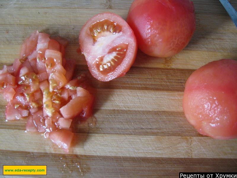 Шаг 5 приготовления Салат с растительным маслом, курицей и помидорами