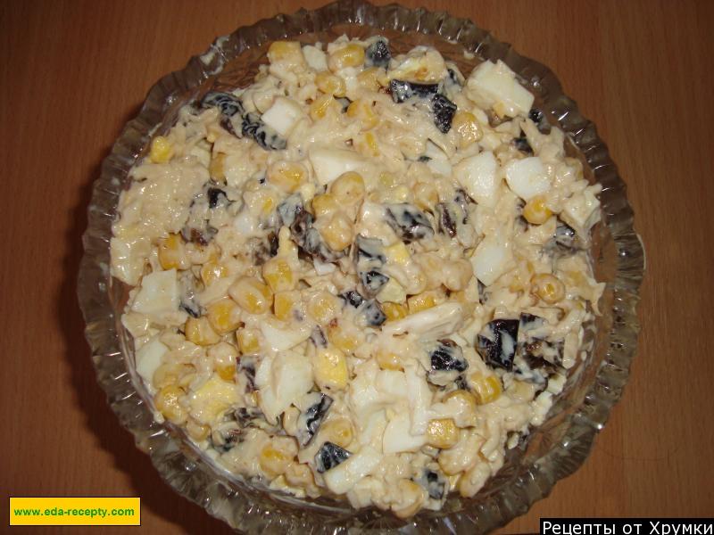 Шаг 5 приготовления Салат кукуруза сыр