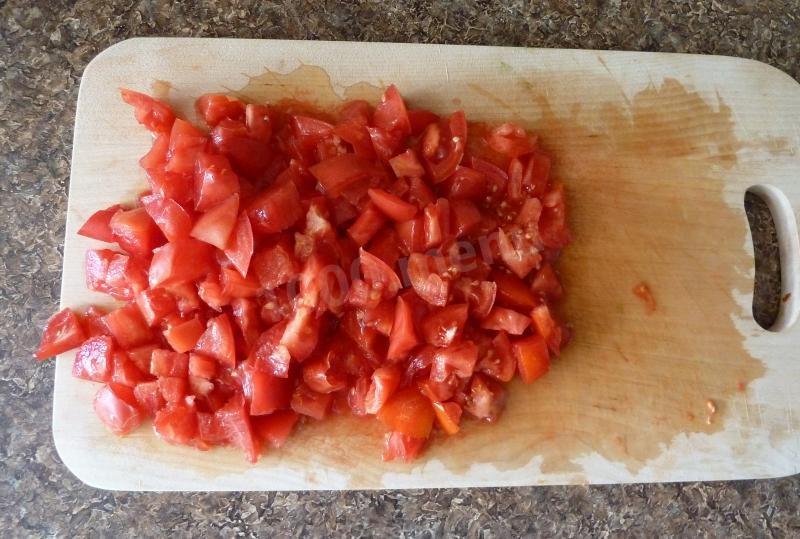 Шаг 3 приготовления Салат в лаваше с сыром фета