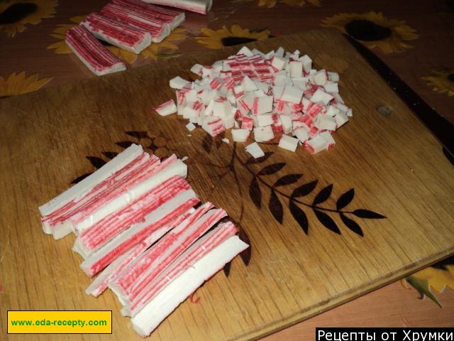 Шаг 2 приготовления Салат яблочный с крабовыми палочками