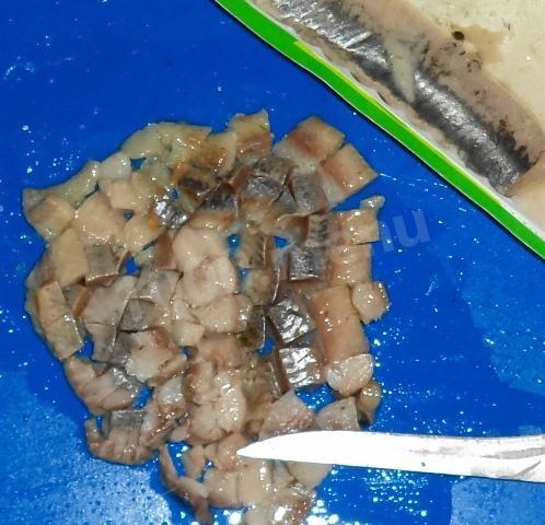 Шаг 5 приготовления Норвежский салат с яблоками и сыром