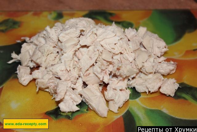 Шаг 3 приготовления Салат Нежный с курицей и огурцами