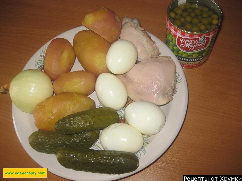 Шаг 2 приготовления Салат Оливье с грудками солеными огурцами