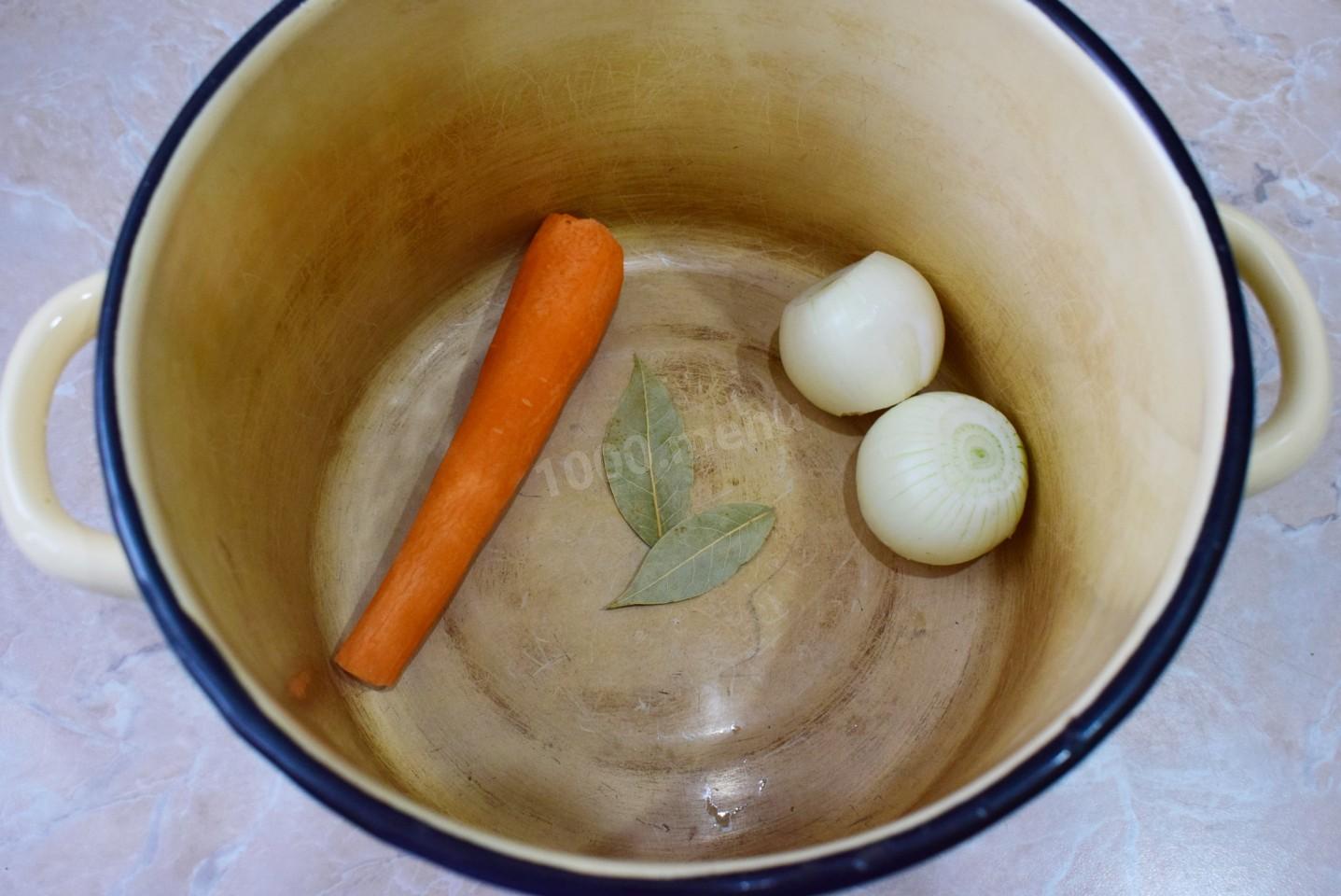 Шаг 2 приготовления Холодец из рульки свиной и курицы