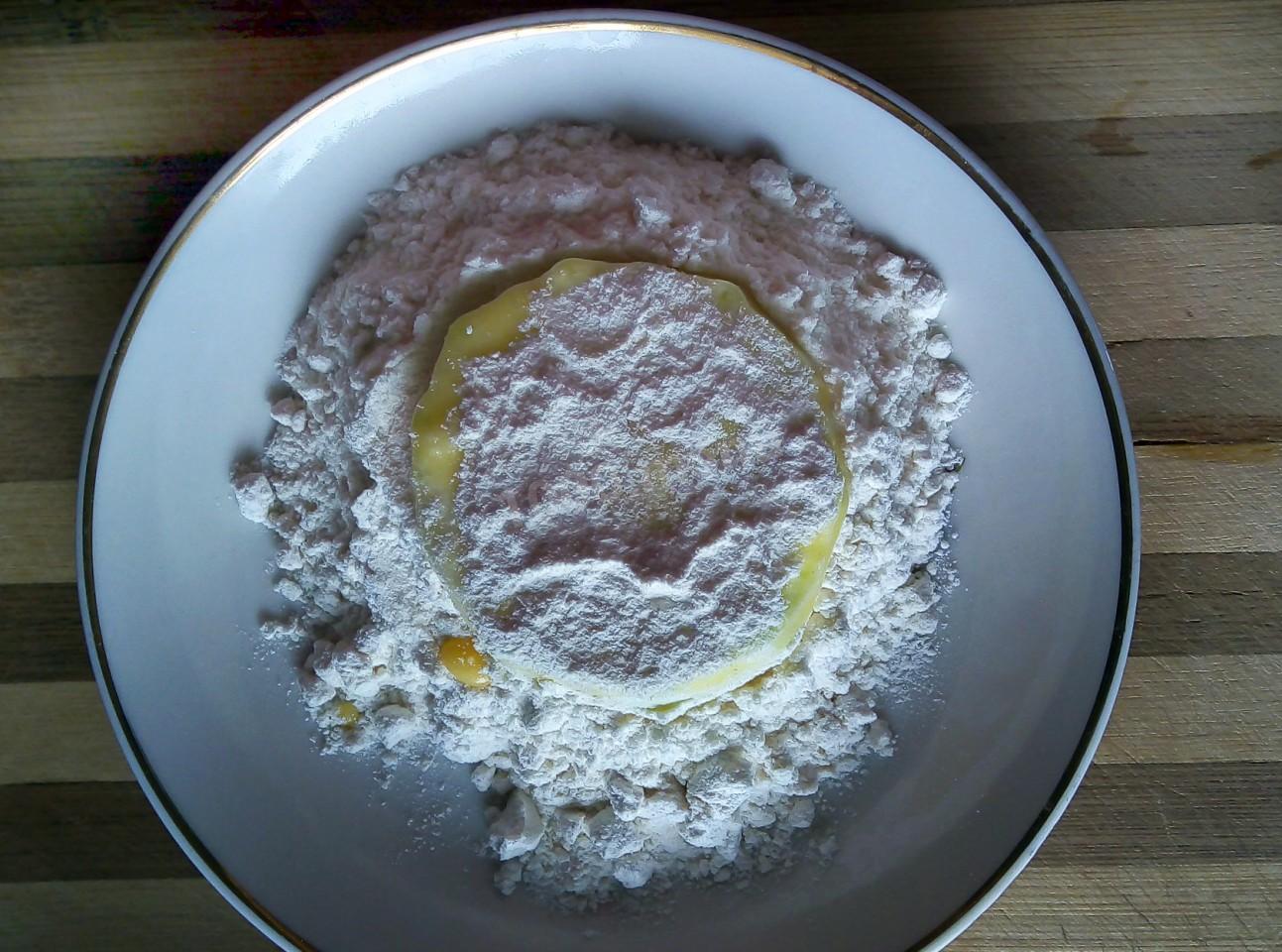 Шаг 4 приготовления Кабачки с яйцом на сковороде
