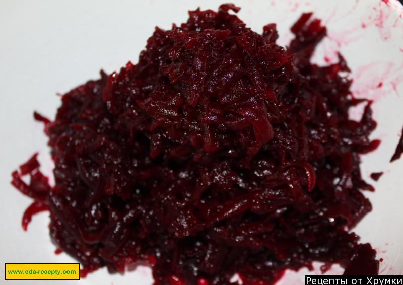 Шаг 3 приготовления Свекла с помидорами морковкой луком