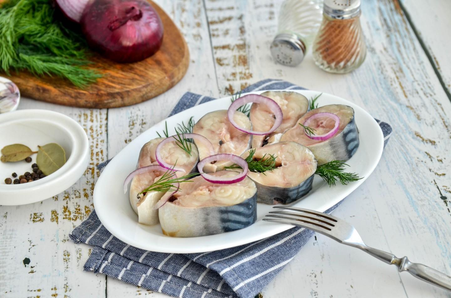 Обложка рецепта Скумбрия в рассоле кусочками