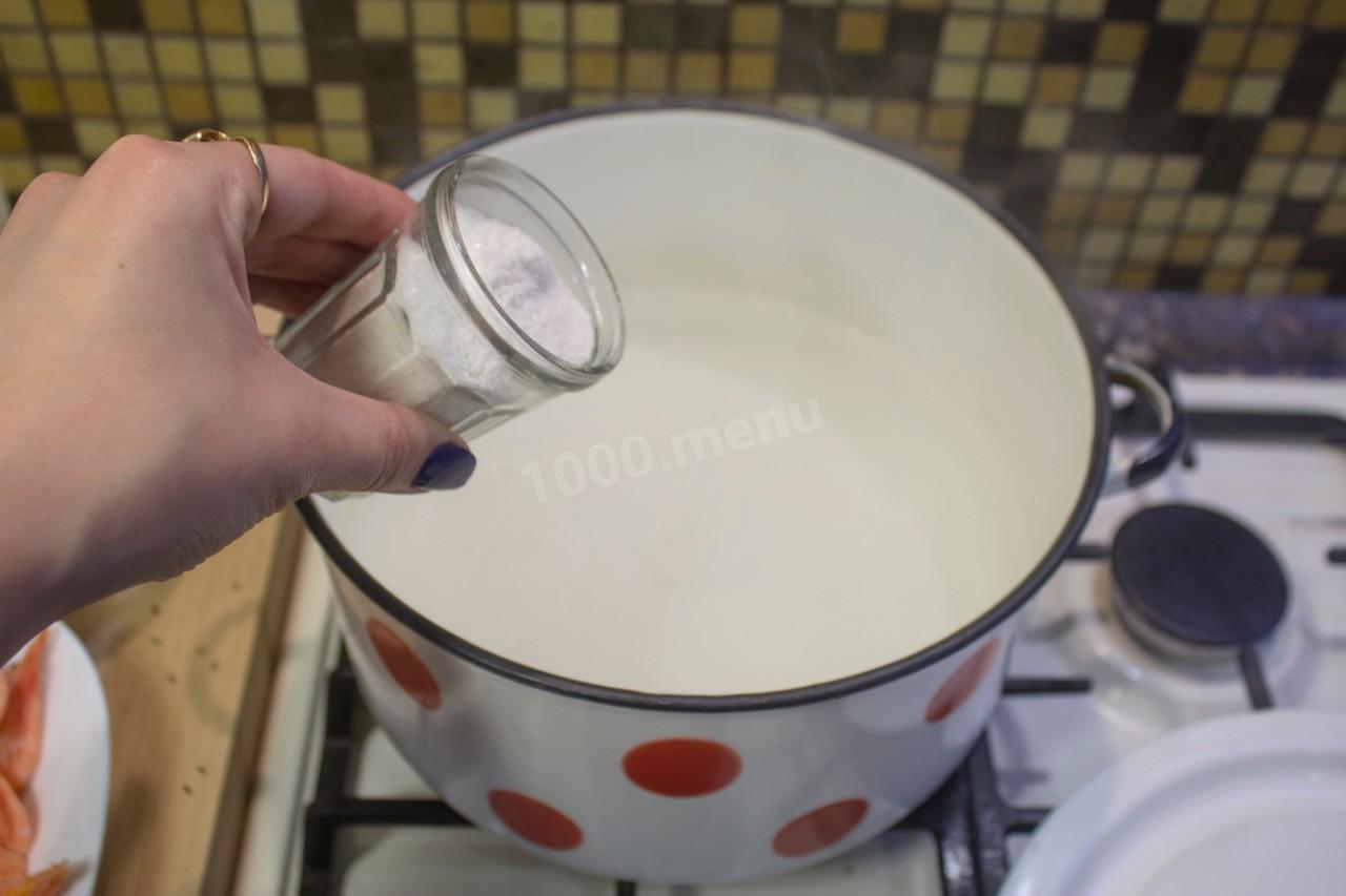 Шаг 3 приготовления как варить креветки замороженные неочищенные