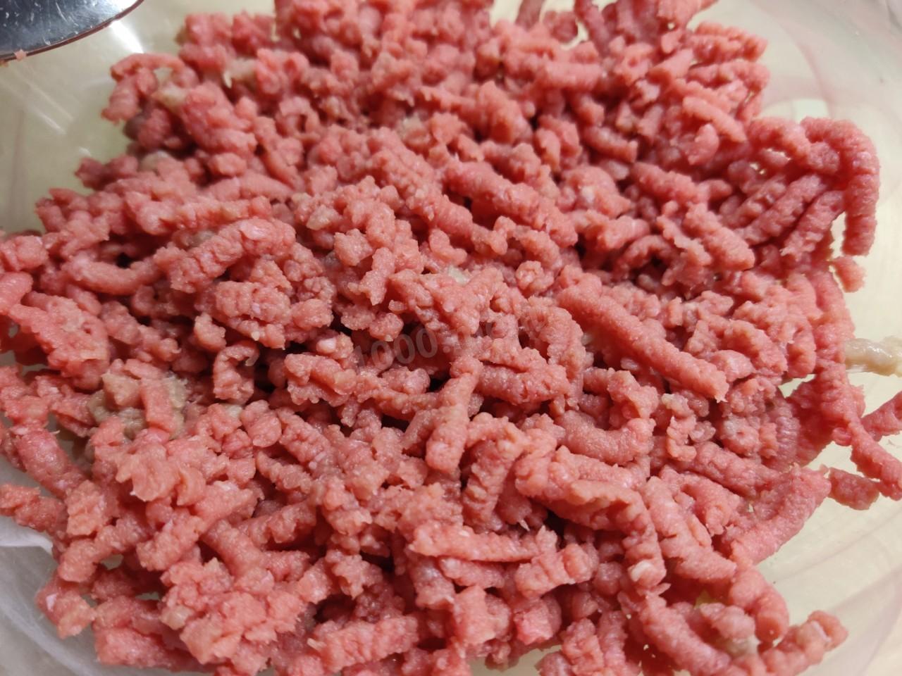 Шаг 1 приготовления Кабачки кольцами в духовке с фаршем