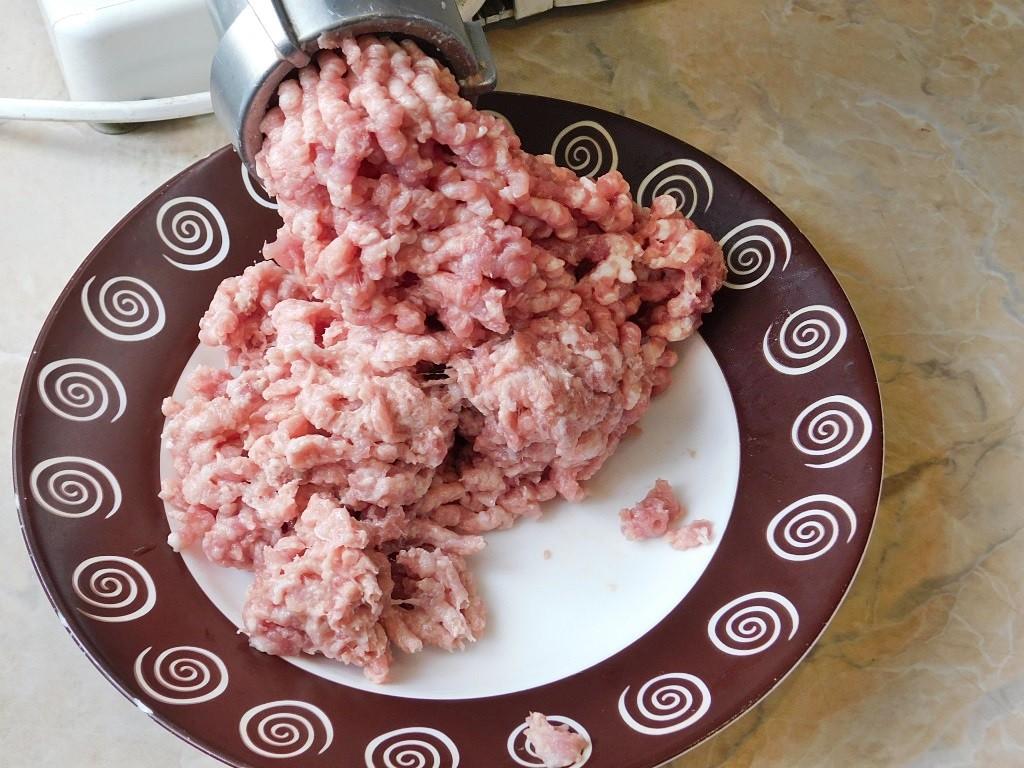 Шаг 1 приготовления Котлеты из кабачков с фаршем