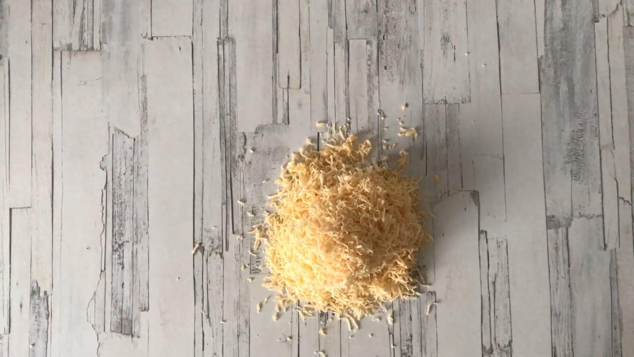 Шаг 2 приготовления Лаваш с творогом и сыром в духовке