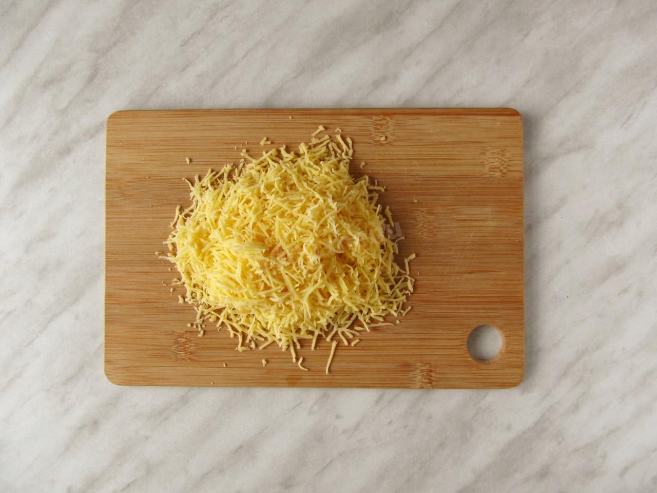 Шаг 10 приготовления Рулет из кабачков с сыром