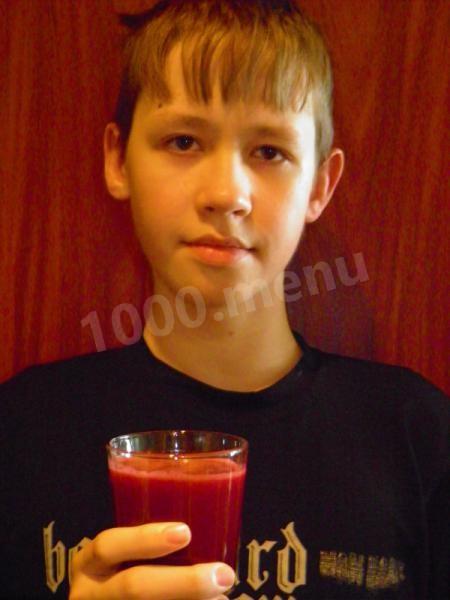 Шаг 13 приготовления Морс из смородины с сахаром и лимоном