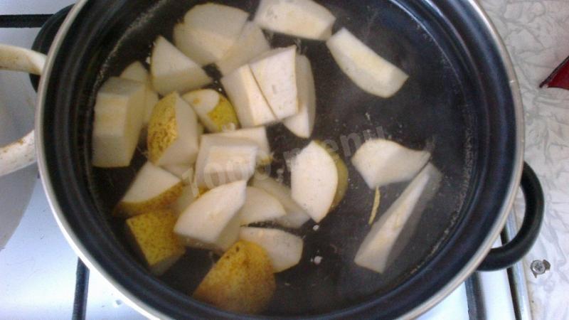 Шаг 4 приготовления Летний компот из груши вкусно и просто