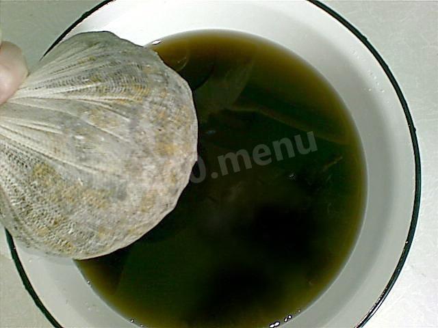 Шаг 4 приготовления Вино из одуванчиков