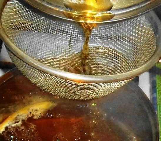 Шаг 8 приготовления Сбитень медовый