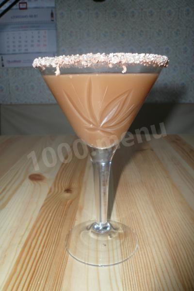 Шаг 14 приготовления Шоколадный коктейль