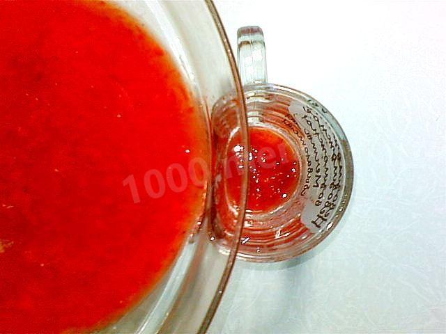 Шаг 10 приготовления Сок из клубники
